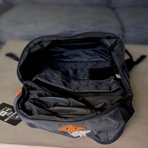 New Era Cap Protector Pack Backpack - 24 Liters - SXSW Festival Edition - NWT - Picture 12 of 14